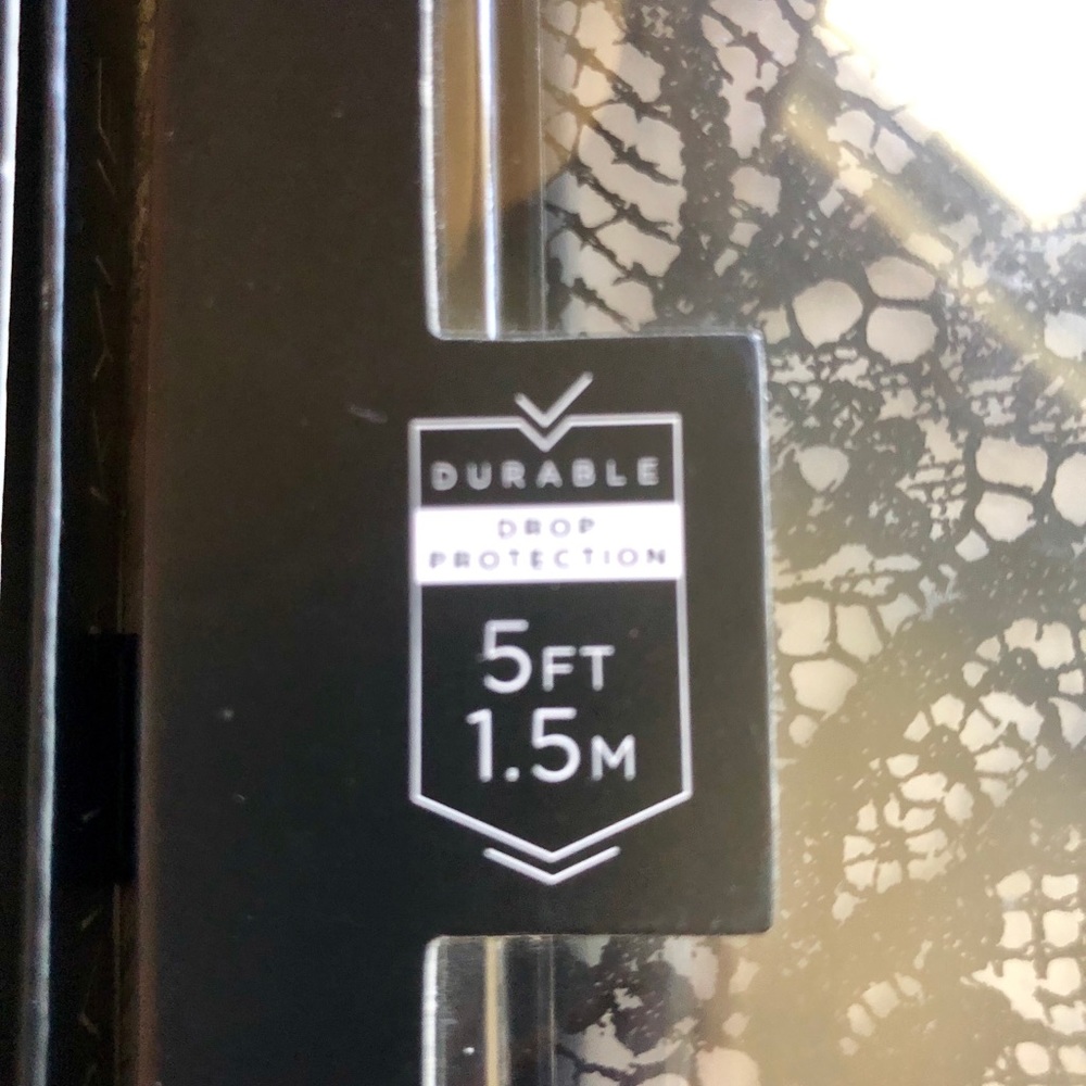 Phone cases - Picture 4 of 4